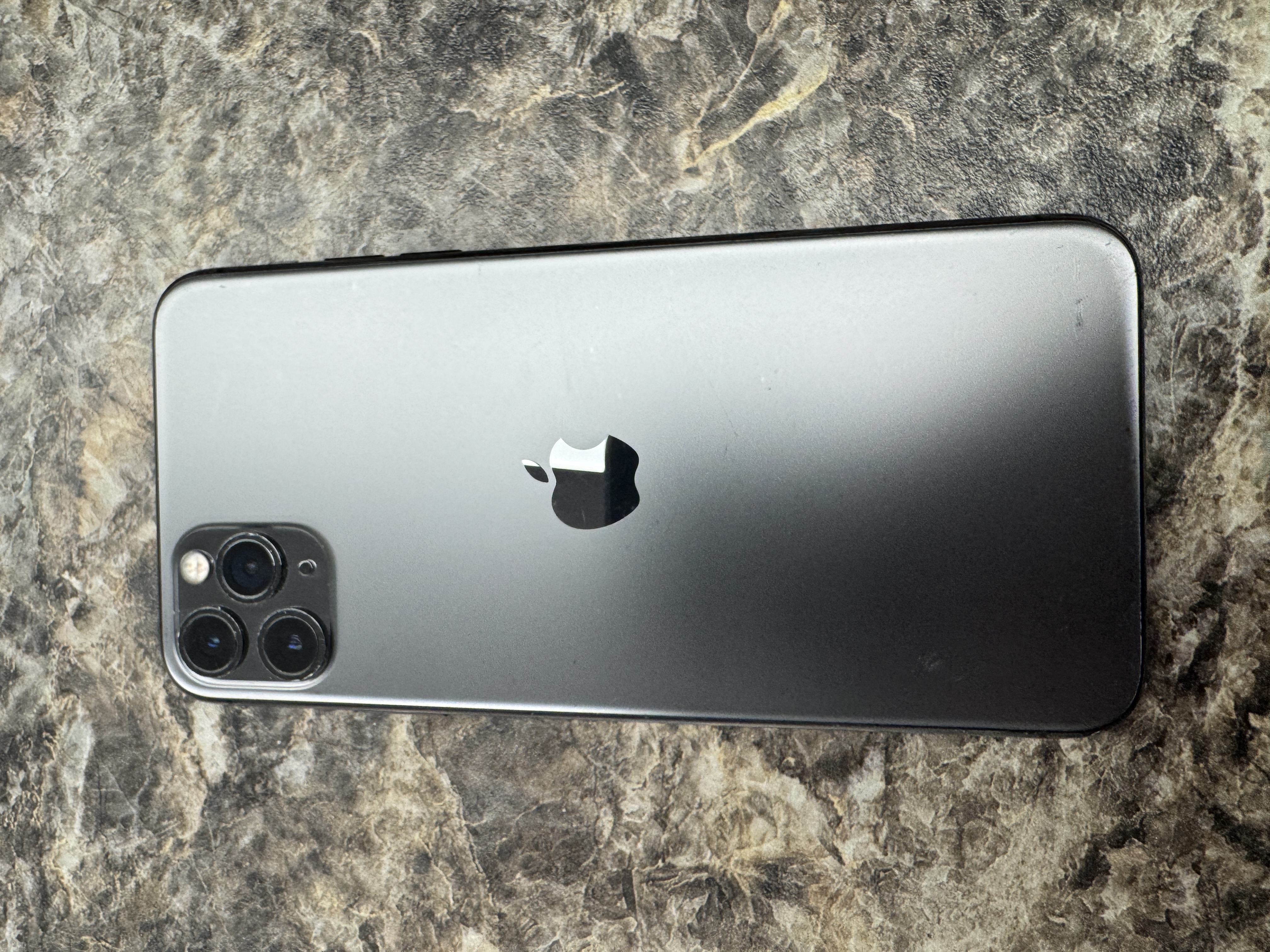 Apple iPhone 11 Pro Max 512GB Space Gray AT&T — renewed Apple for sale at ReliveGear