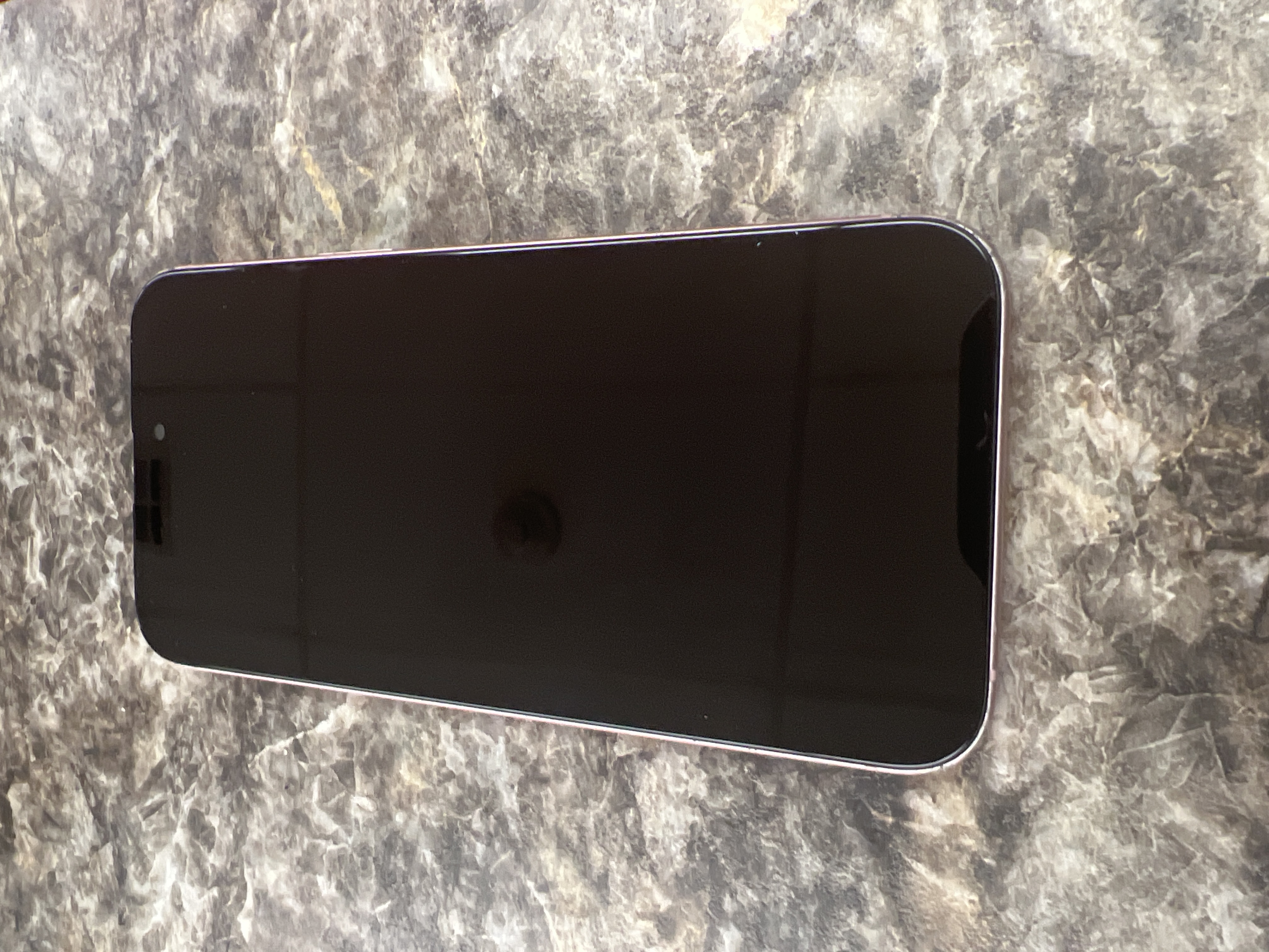 Apple iPhone 15 Plus 128GB Pink Unlocked — renewed Apple for sale at ReliveGear — photo 2