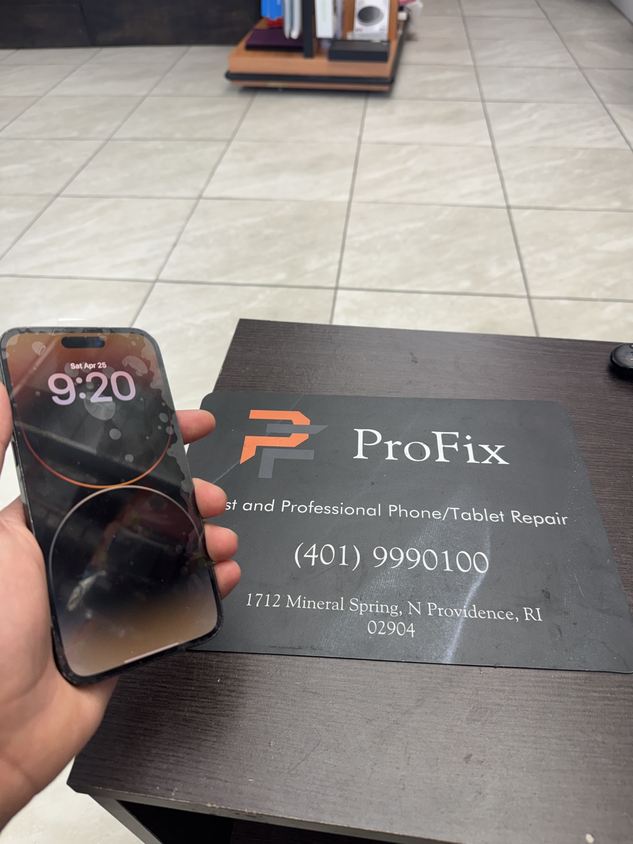 Apple iPhone 14 Pro Max 128GB Space Black Unlocked — renewed Apple for sale at ReliveGear — photo 4