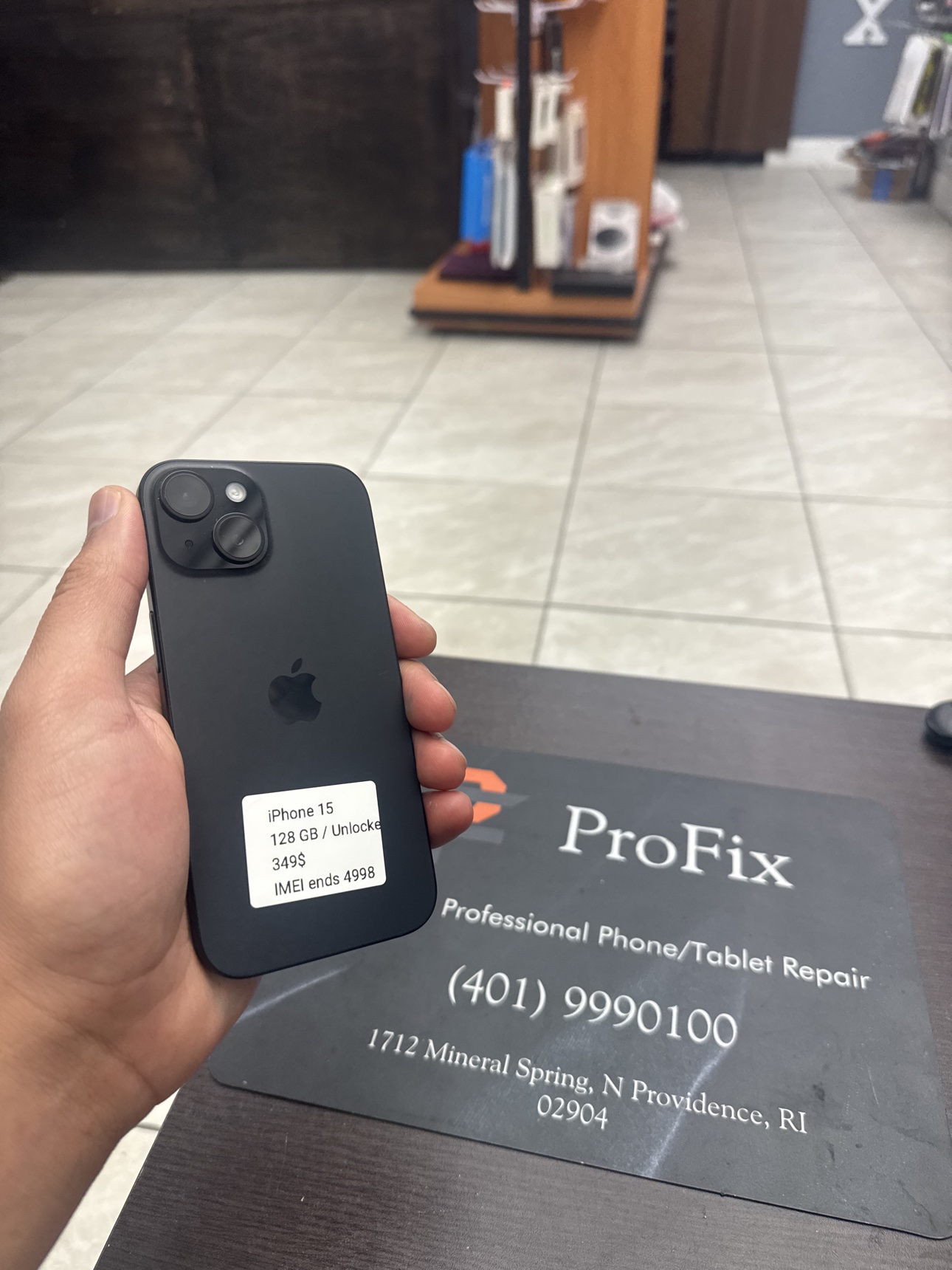 Apple iPhone 15 128GB Black Unlocked — renewed Apple for sale at ReliveGear — photo 2