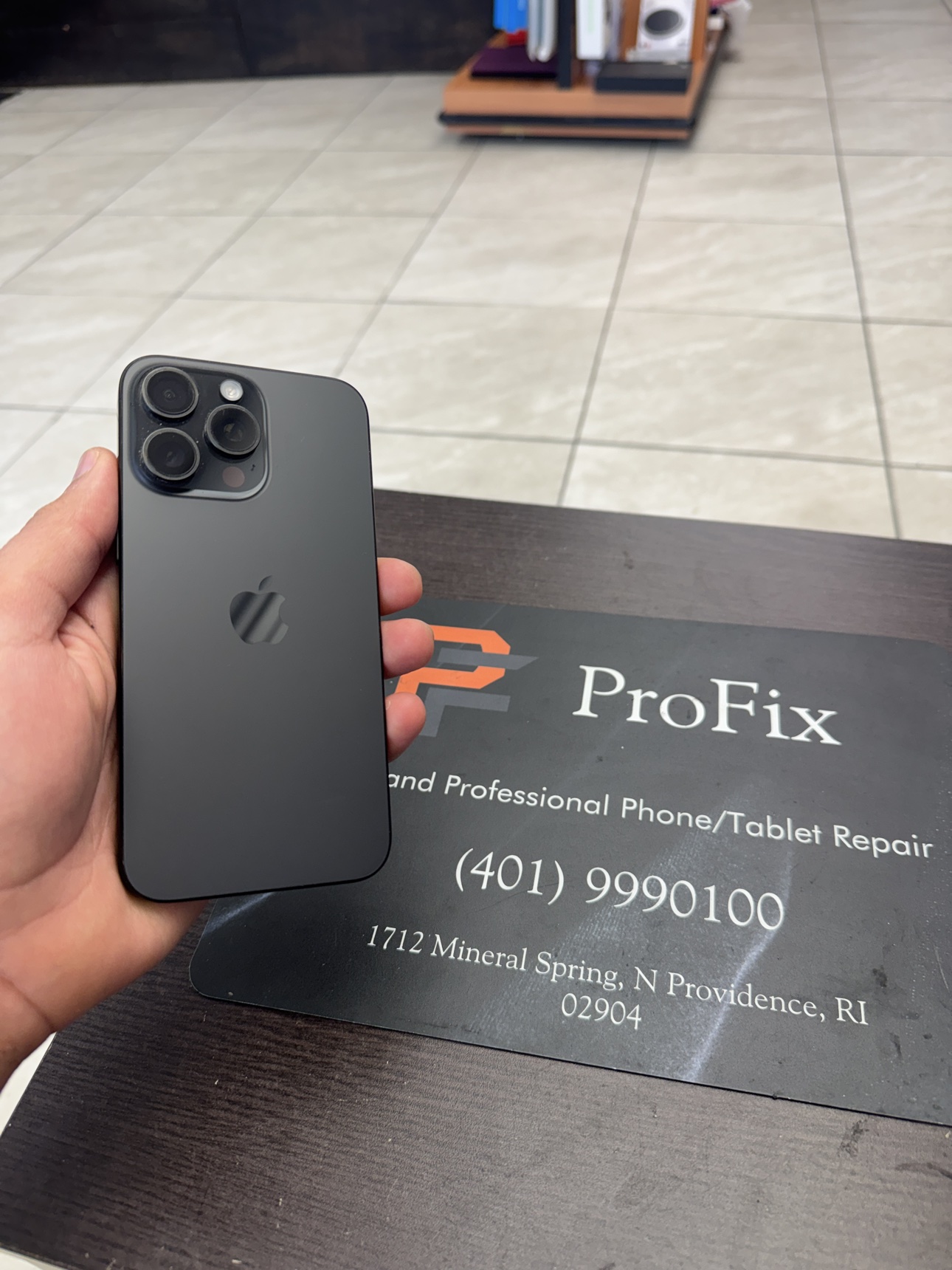 Apple iPhone 15 Pro Max 256GB Black Titanium Unlocked — renewed Apple for sale at ReliveGear