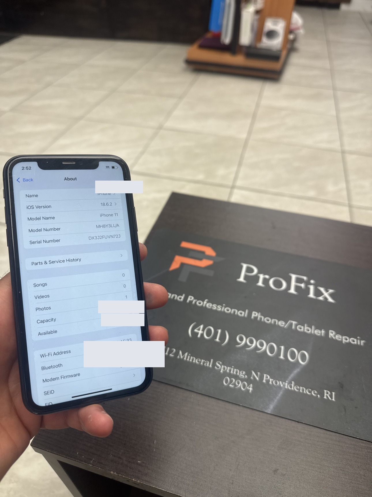 Apple iPhone 11 64GB Black Unlocked — renewed Apple for sale at ReliveGear — photo 2
